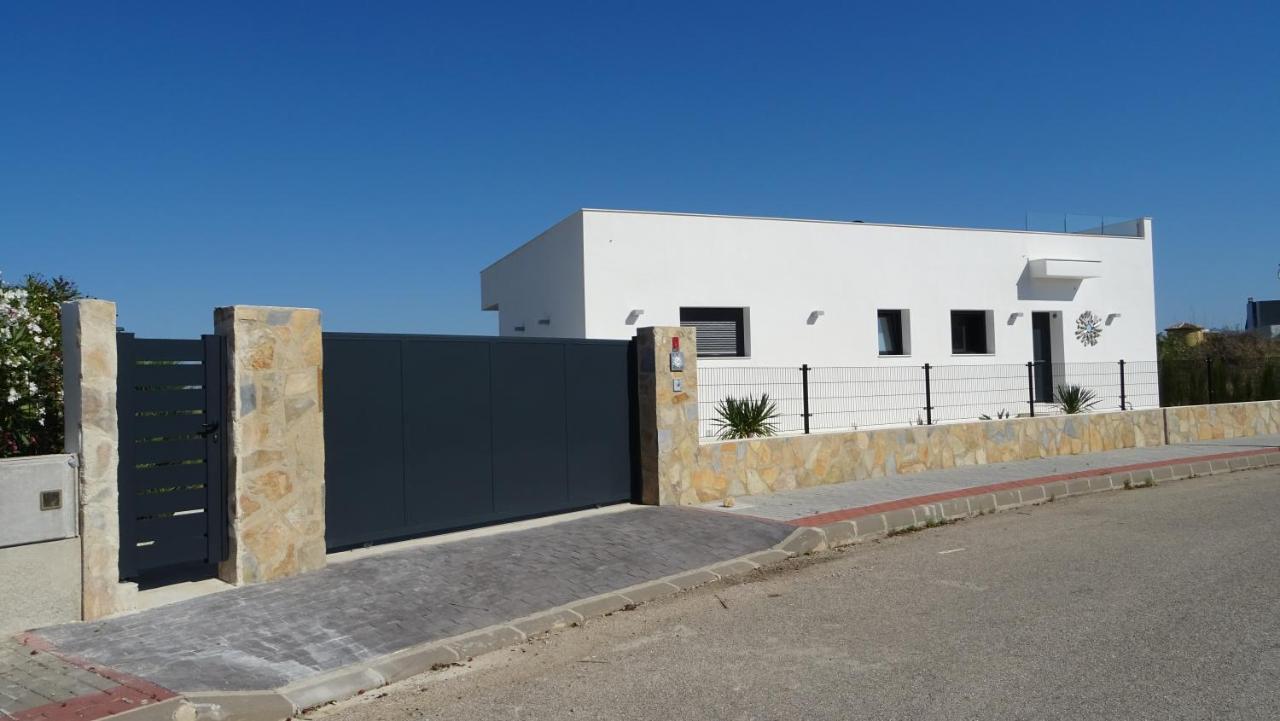 Villa El Sol Blanco Ráfol de Almunia Esterno foto